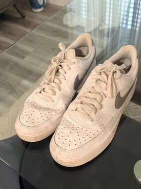 Nike Women’s Low-Top Casual Sneakers in Off-White with Gray Swoosh- Size 11